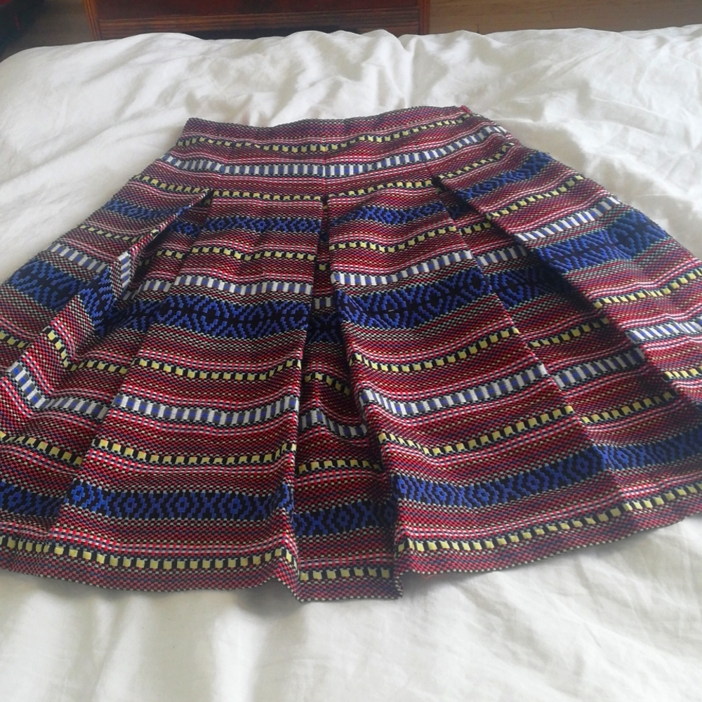 NWT Weekend Max Mara playful Jacquard skirt